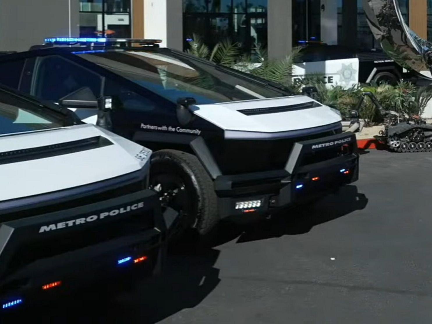 Las Vegas police unveil new fleet of Tesla Cybertrucks